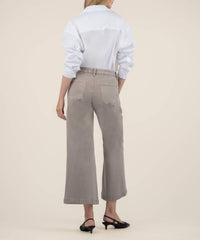 KUT FROM THE KLOTH Meg High Rise Wide Leg Jeans in coffee cream - women's jeans - detail view