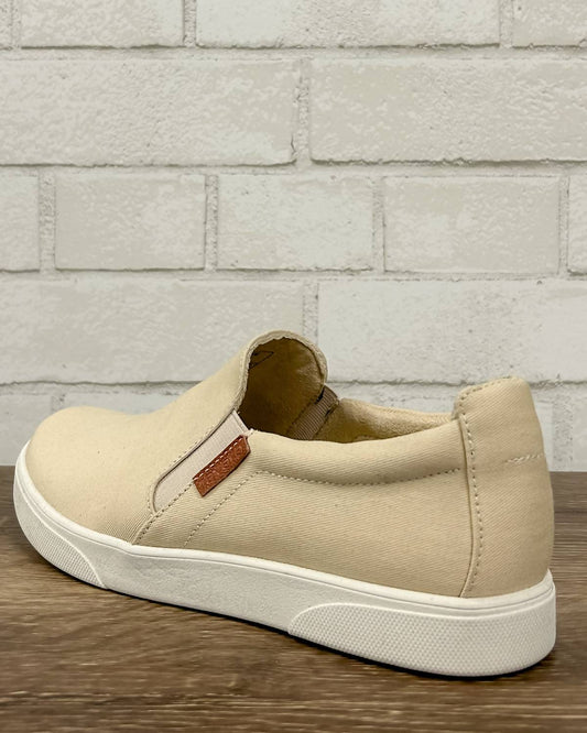 Revere - Women's Attica Slip-on Canvas Sneakers