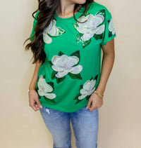 Queen Of Sparkles - Magnolia Short Sleeve Tee
