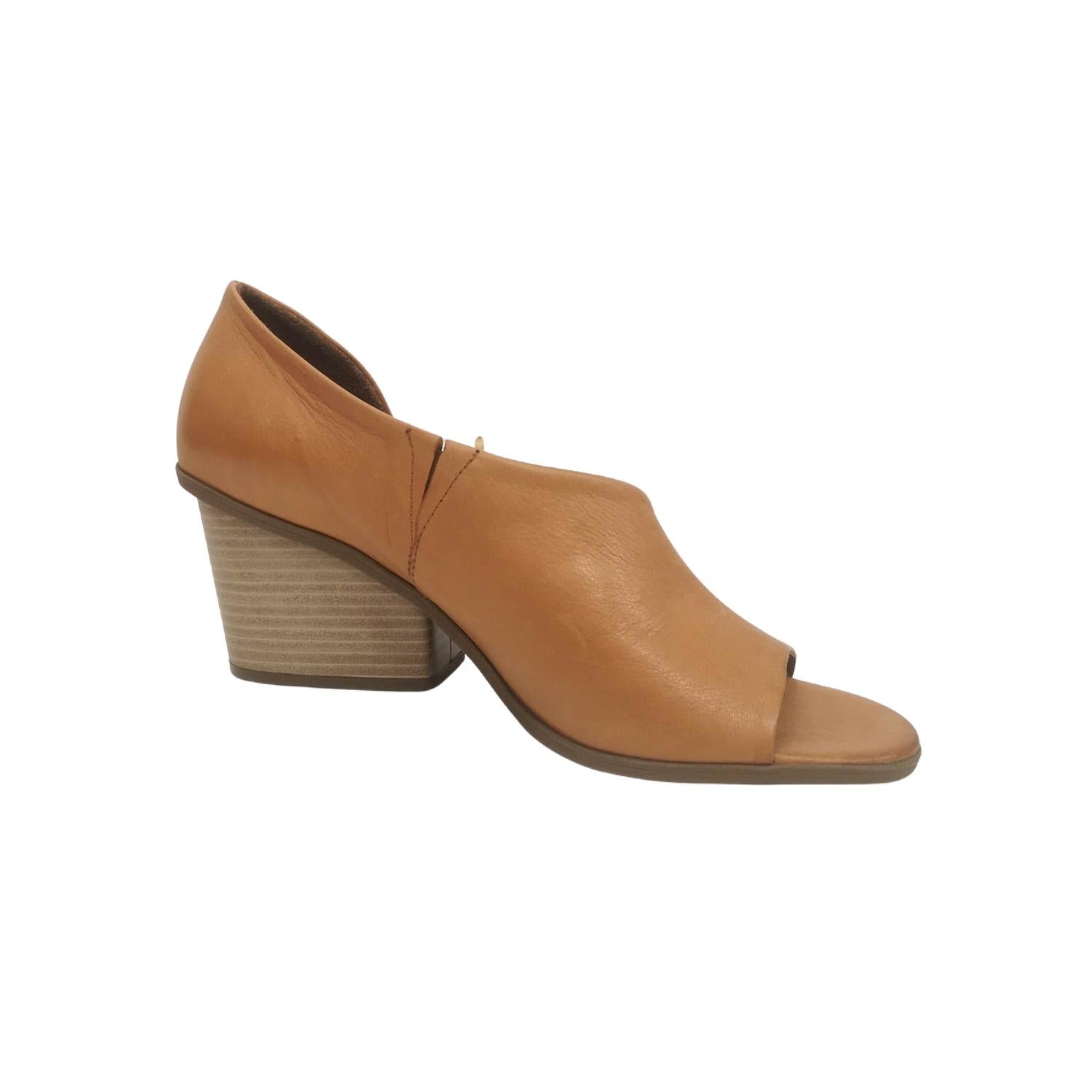 Bueno - Women's Holly Sandal