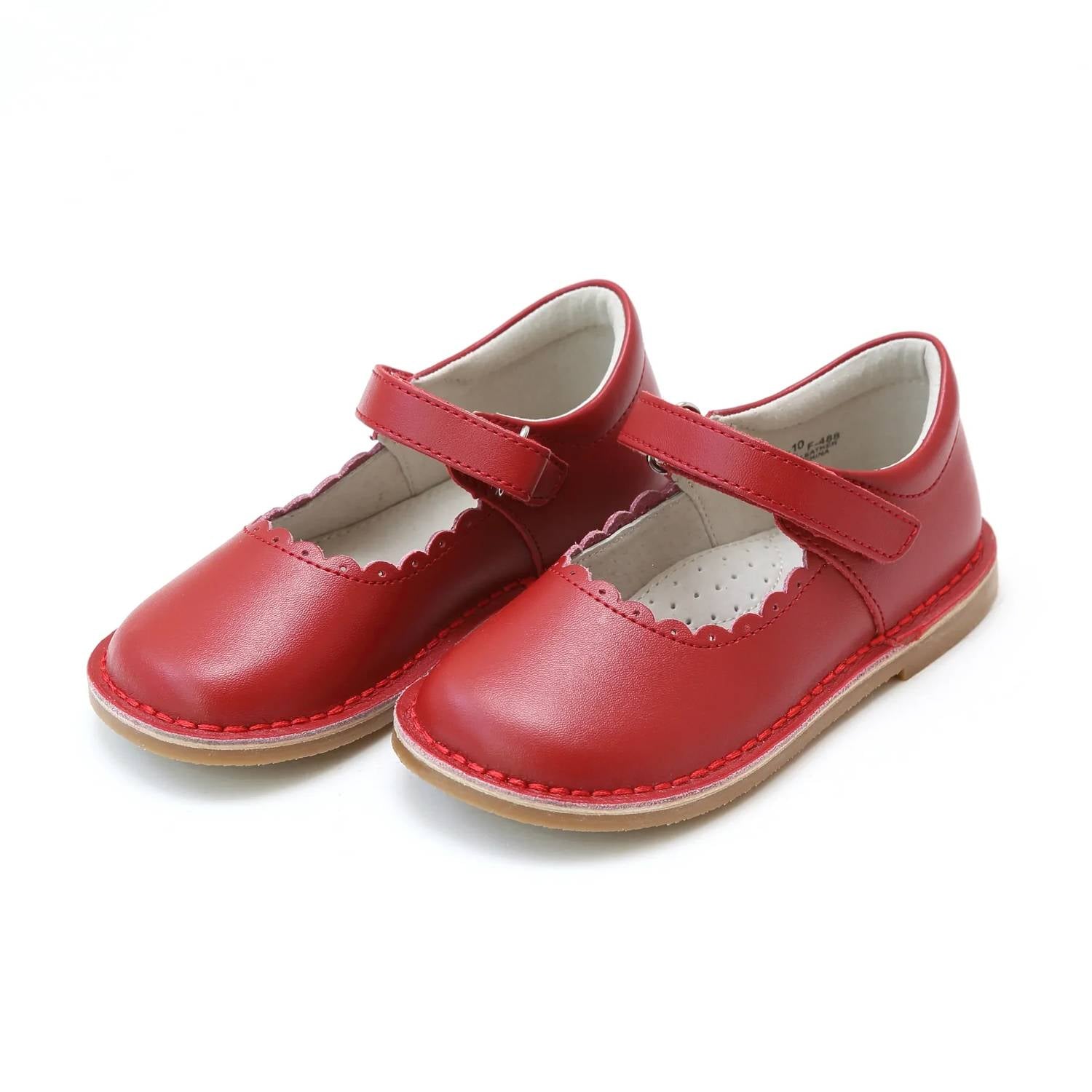 L'Amour - Girl's Caitlin Scalloped Mary Jane Shoes