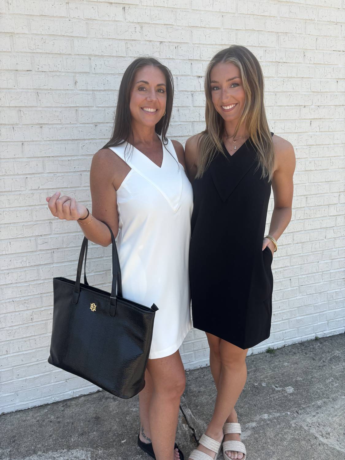 Jade - V neck shift dress