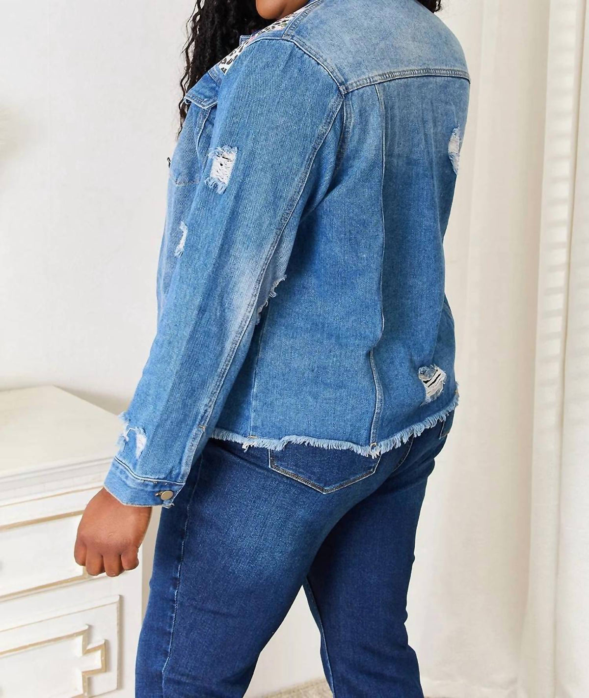 Baeful - Floral Distressed Raw Hem Denim Jacket