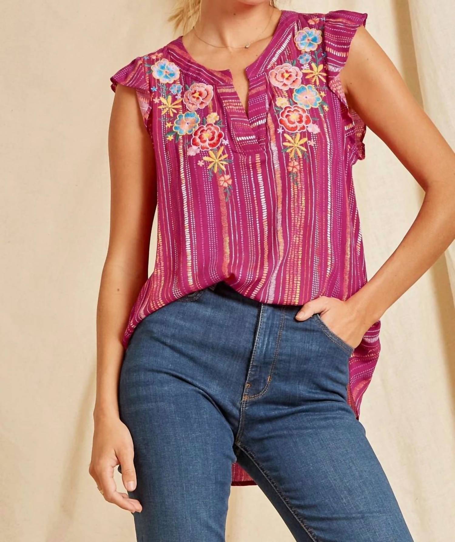 Andree By Unit - Flutter Sleeve Embroidered Top