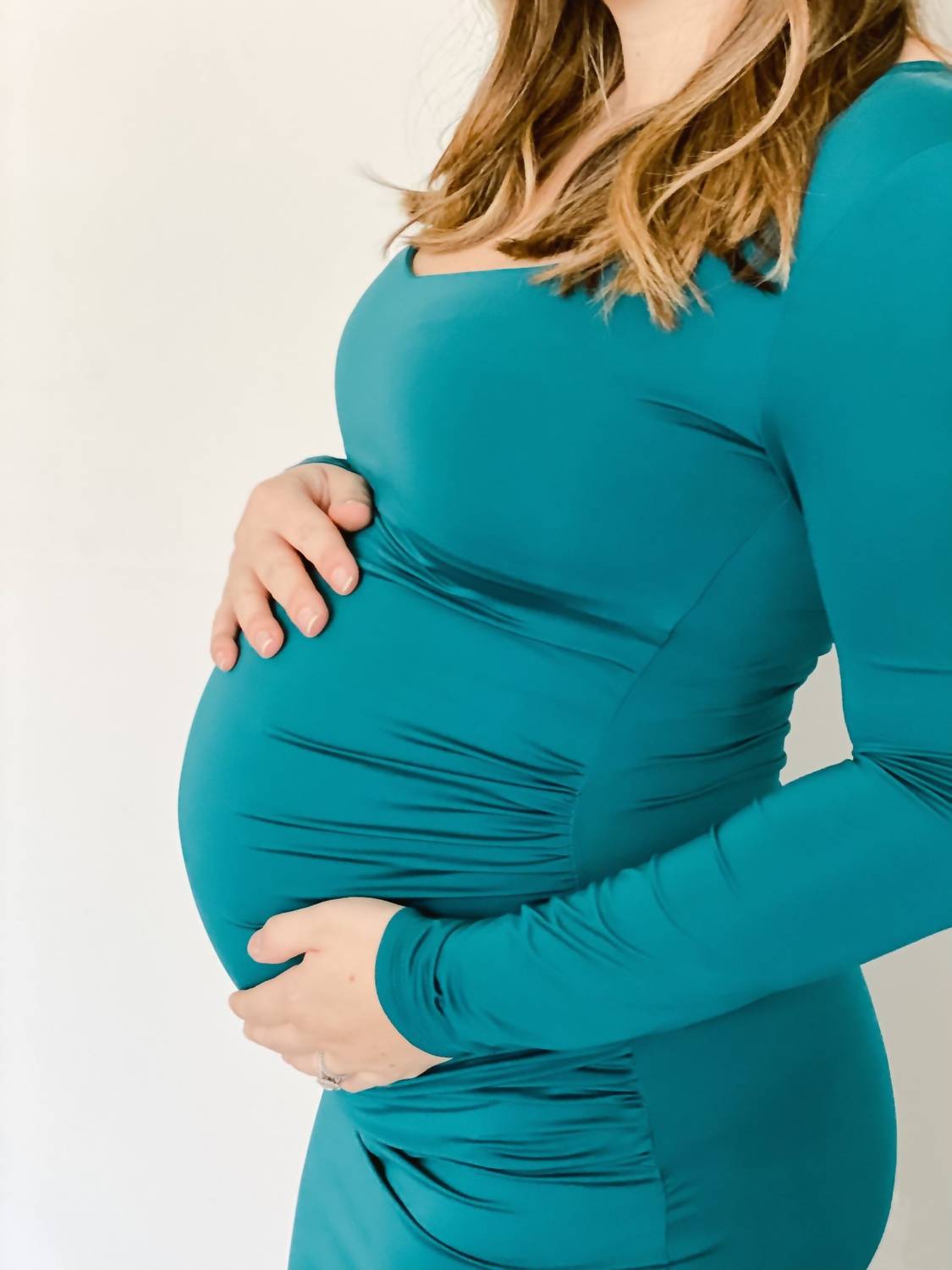 Liv Maternity - Ruched Stretch Long-Sleeve Dress