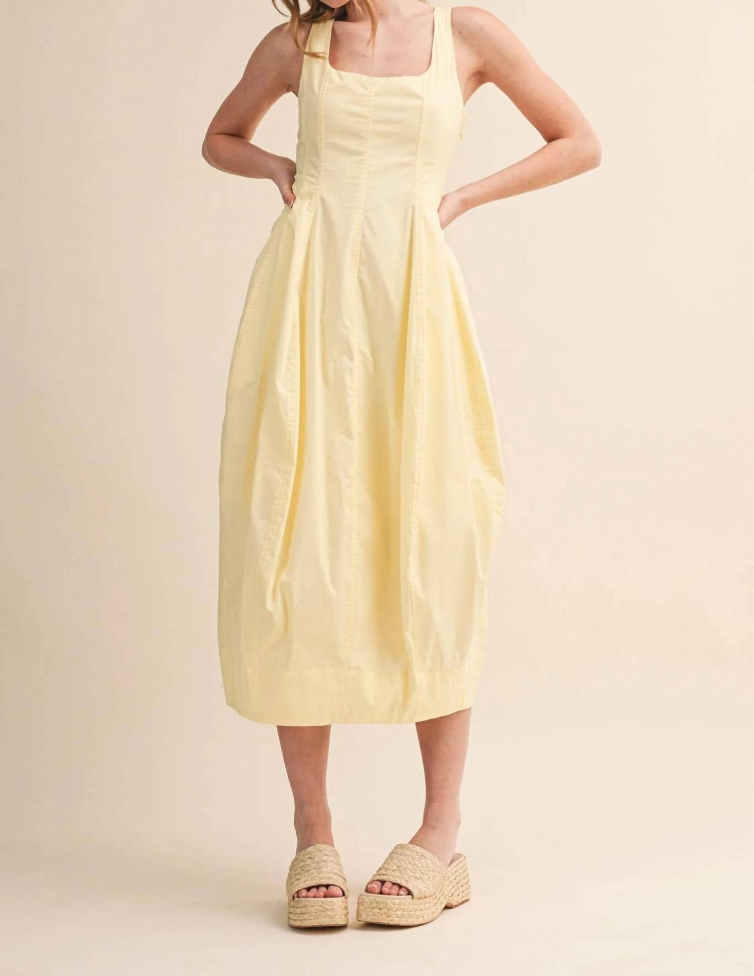 &Merci - Women's Tulip Hem Midi Dress