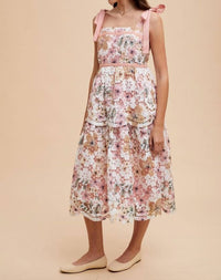 In-Loom - Crochet Lace Floral Maxi Dress