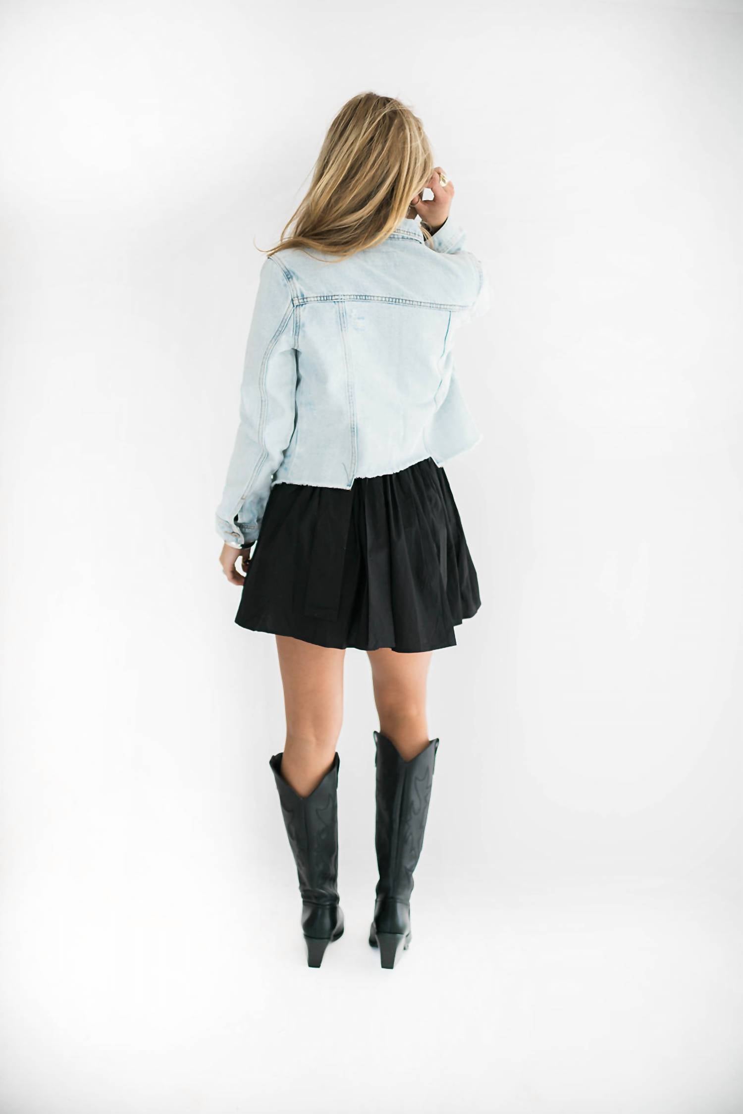 Falcon Park - Zoey Distressed Denim Light Wash