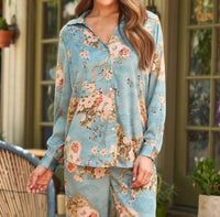 Paparazzi - Talisay Button Front Blouse