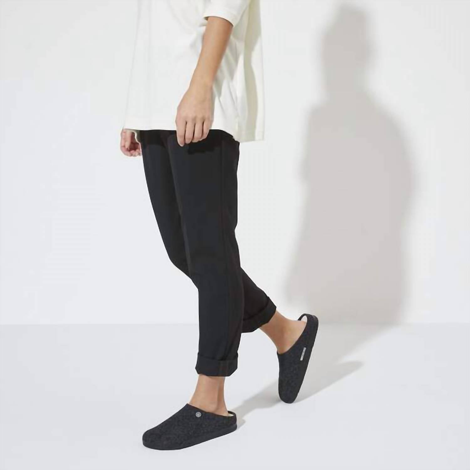 Birkenstock - Unisex Zermatt Rivet Narrow Slippers
