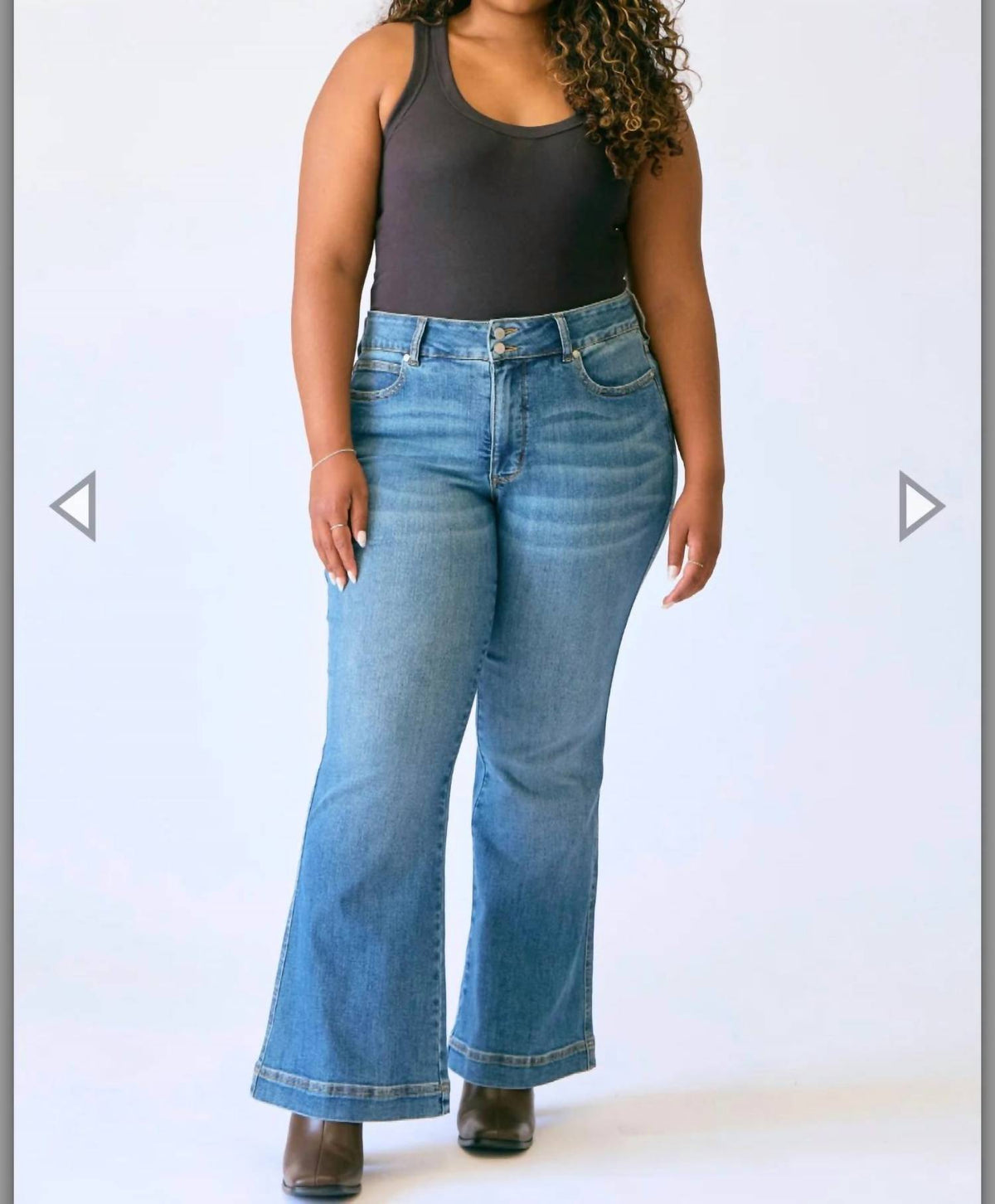 Judy Blue - Women's High-Rise Flare Jeans - Petite