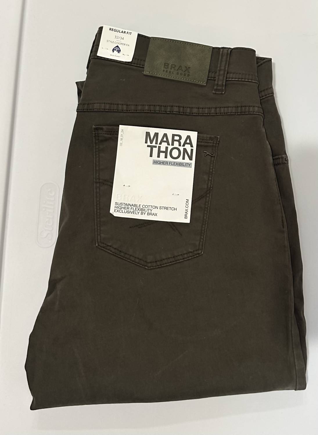 Brax Cooper Fancy Pants in deep pine - men's jeans - detail view