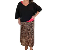 Made In Italy - Pleated Animal Print Skirt