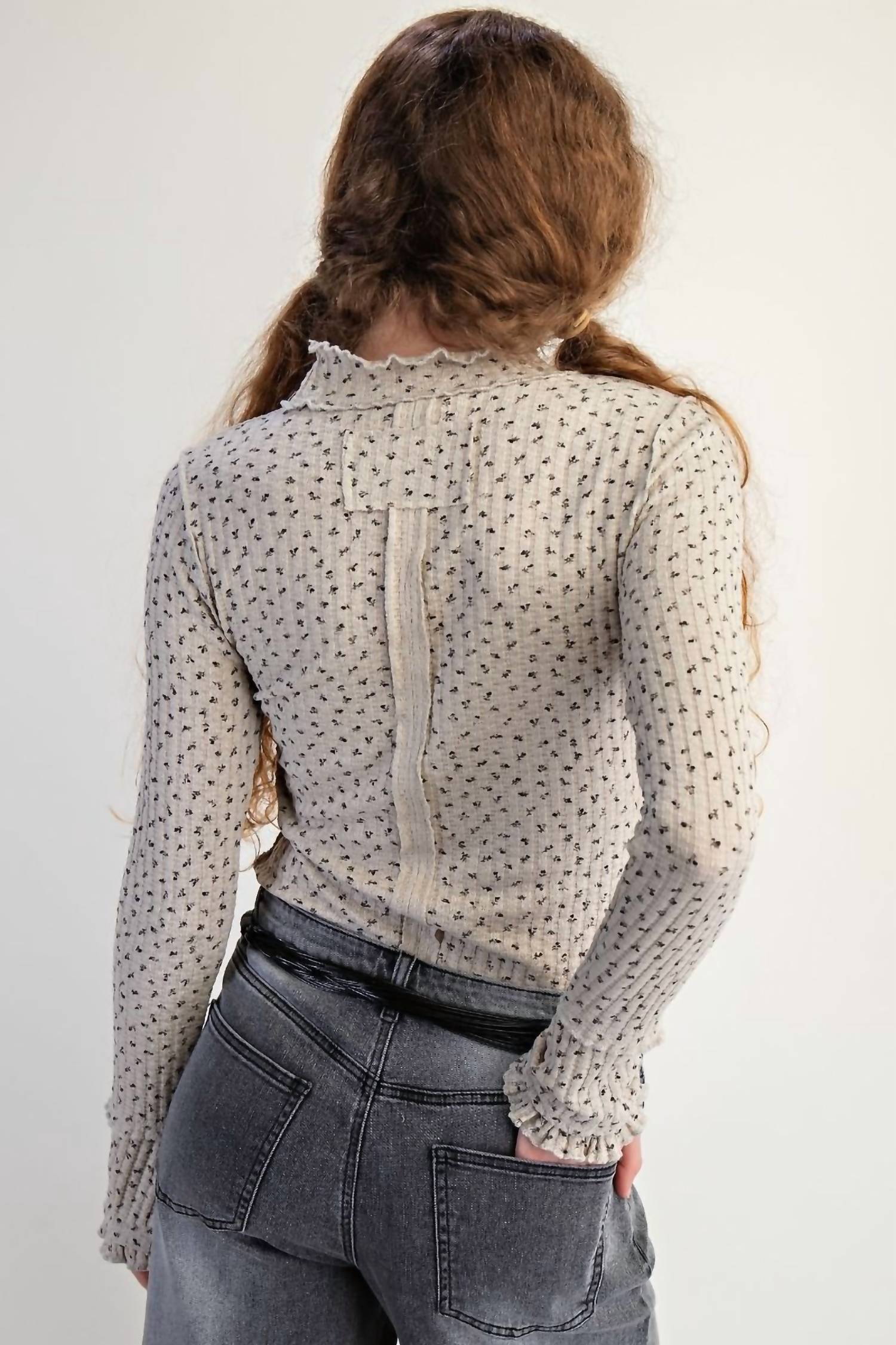 Easel - Floral Printed Thermal Fitted Top