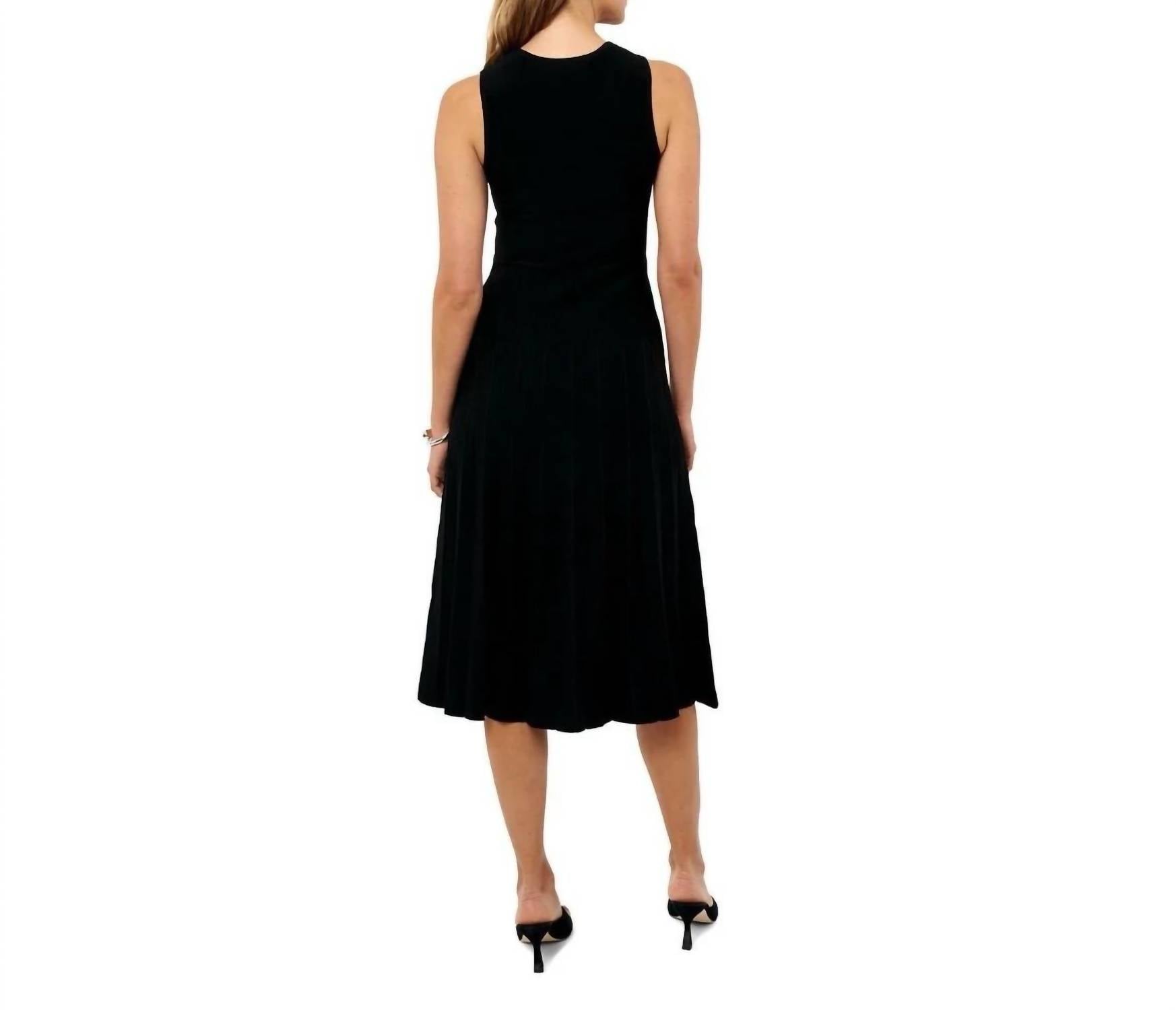 Edited By Remi Bader - Classic Ribbed Knit Midi Dress
