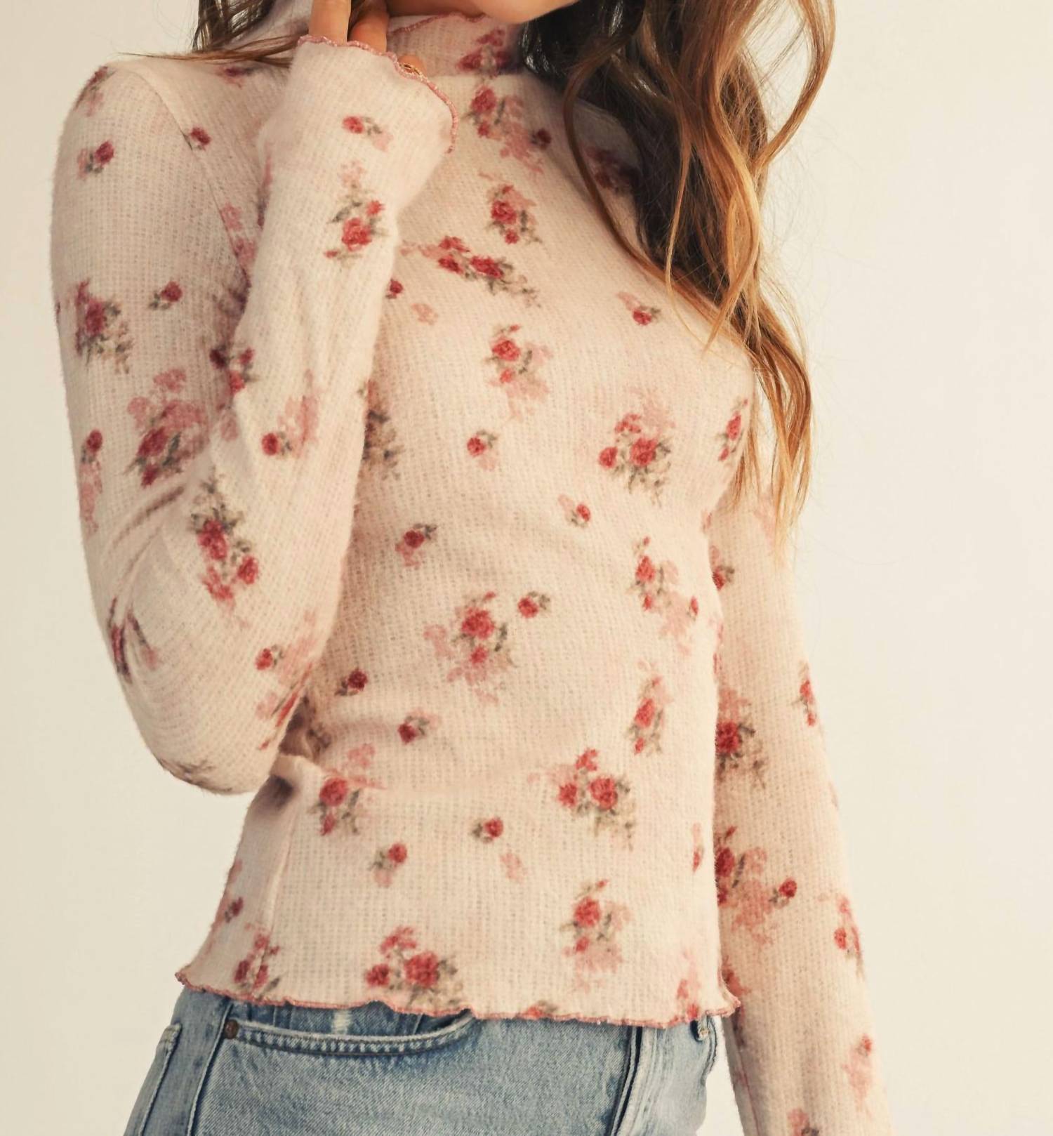 Lovlov - Soft Floral Thumbhole Top