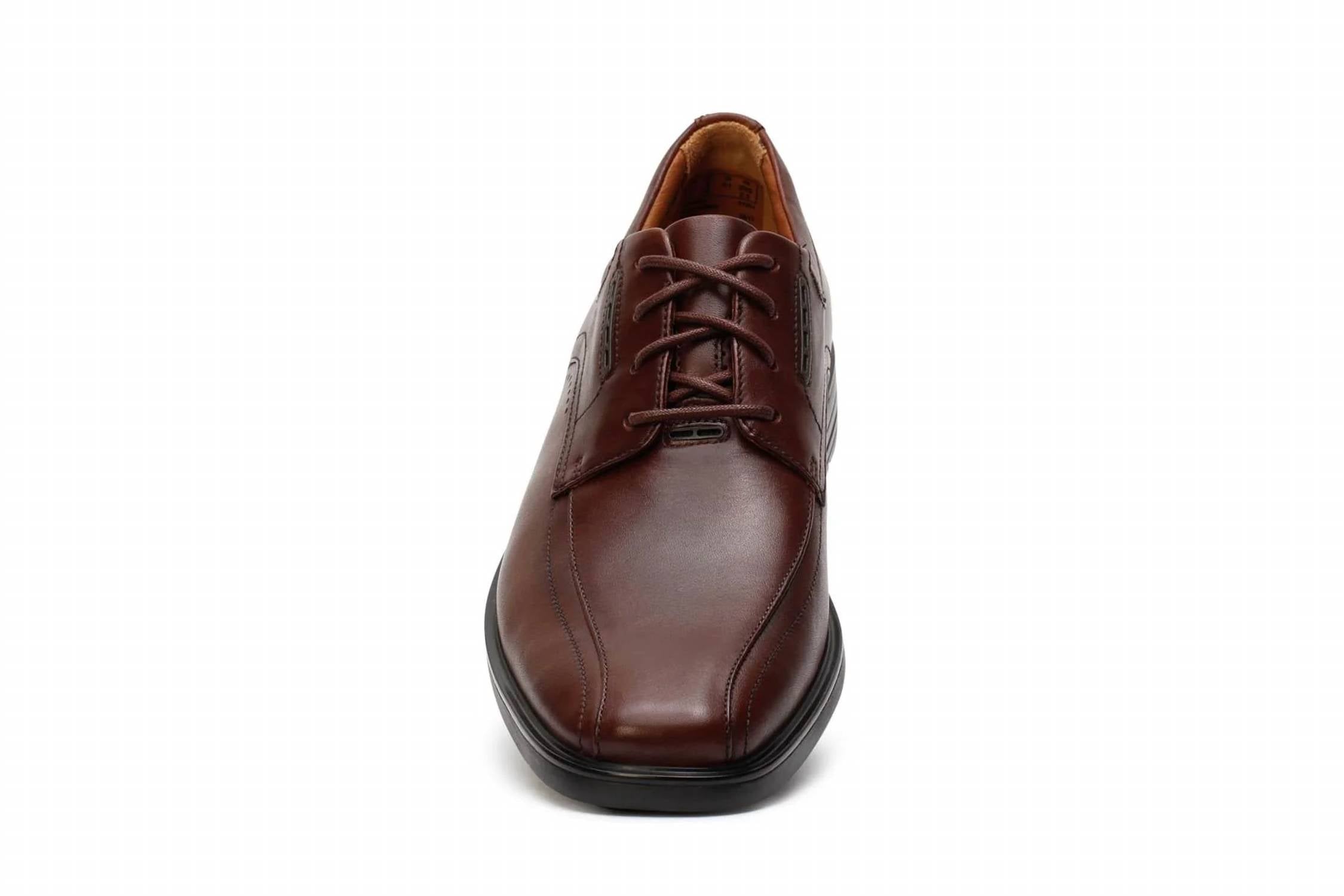 Clarks - Men's UN Kenneth Way Shoes