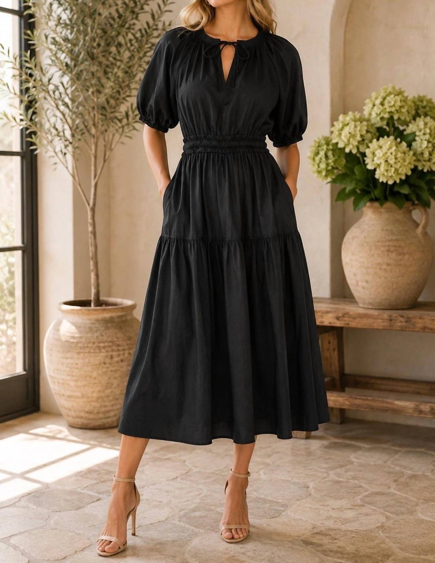 Elie Tahari - Short Sleeve Midi Dress