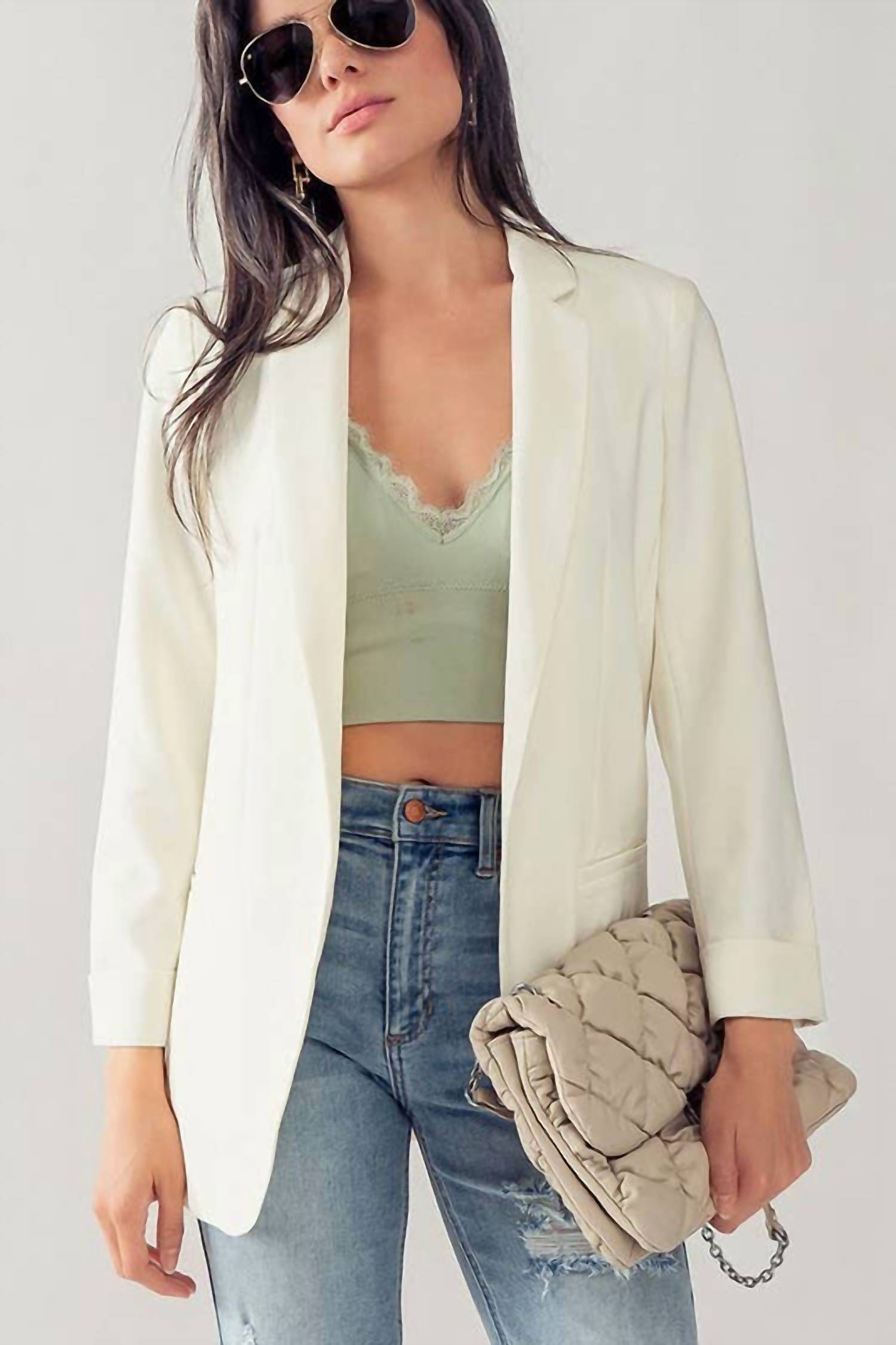Urban Daizy - Simple Structured Blazer with Welt Pockets