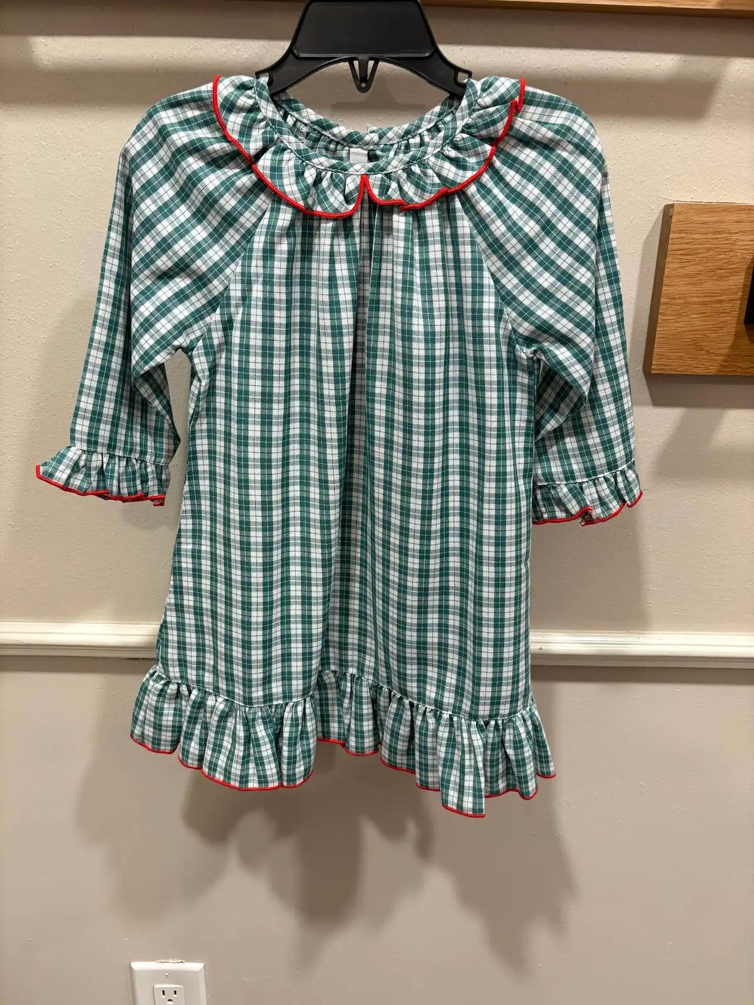 Sweet Dreams - Girls Trim Gown