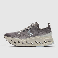 On - Women's Cloudsurfer Max Running Shoe