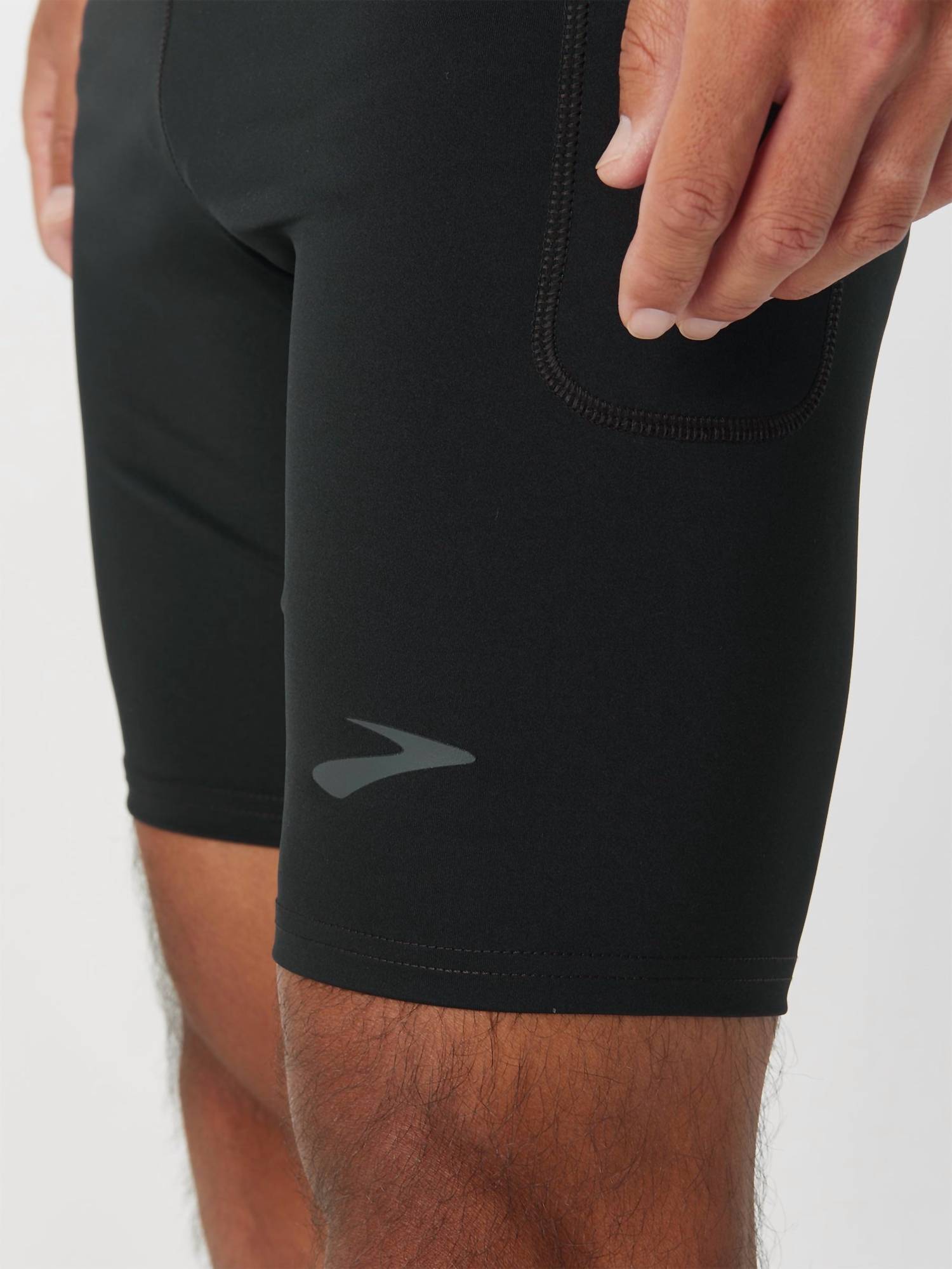 BROOKS Men's Source 9" Short Tight in black - men's shorts - alternate view