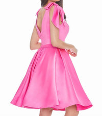 Ashleylauren - Oversized Bow Cocktail Dress