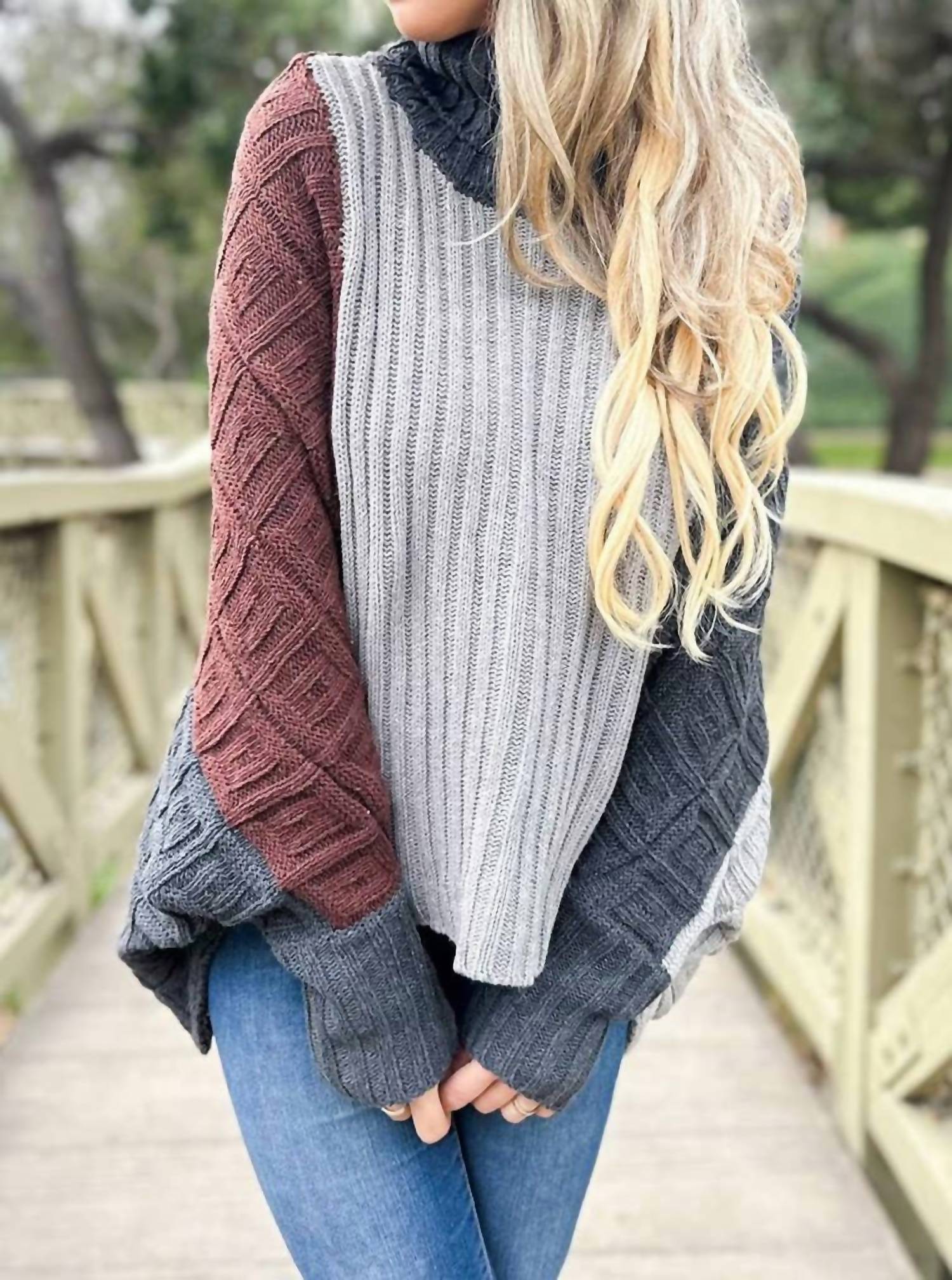 Amoli - Color Block Dolman Sleeve Turtleneck Knit Sweater