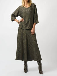 Joseph Ribkoff - Pleated Scoop Neckline 3/4 Sleeves Boxy Top