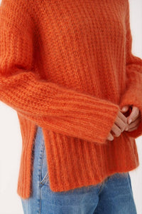 Part Two - Women's Violine Pullover Sweater