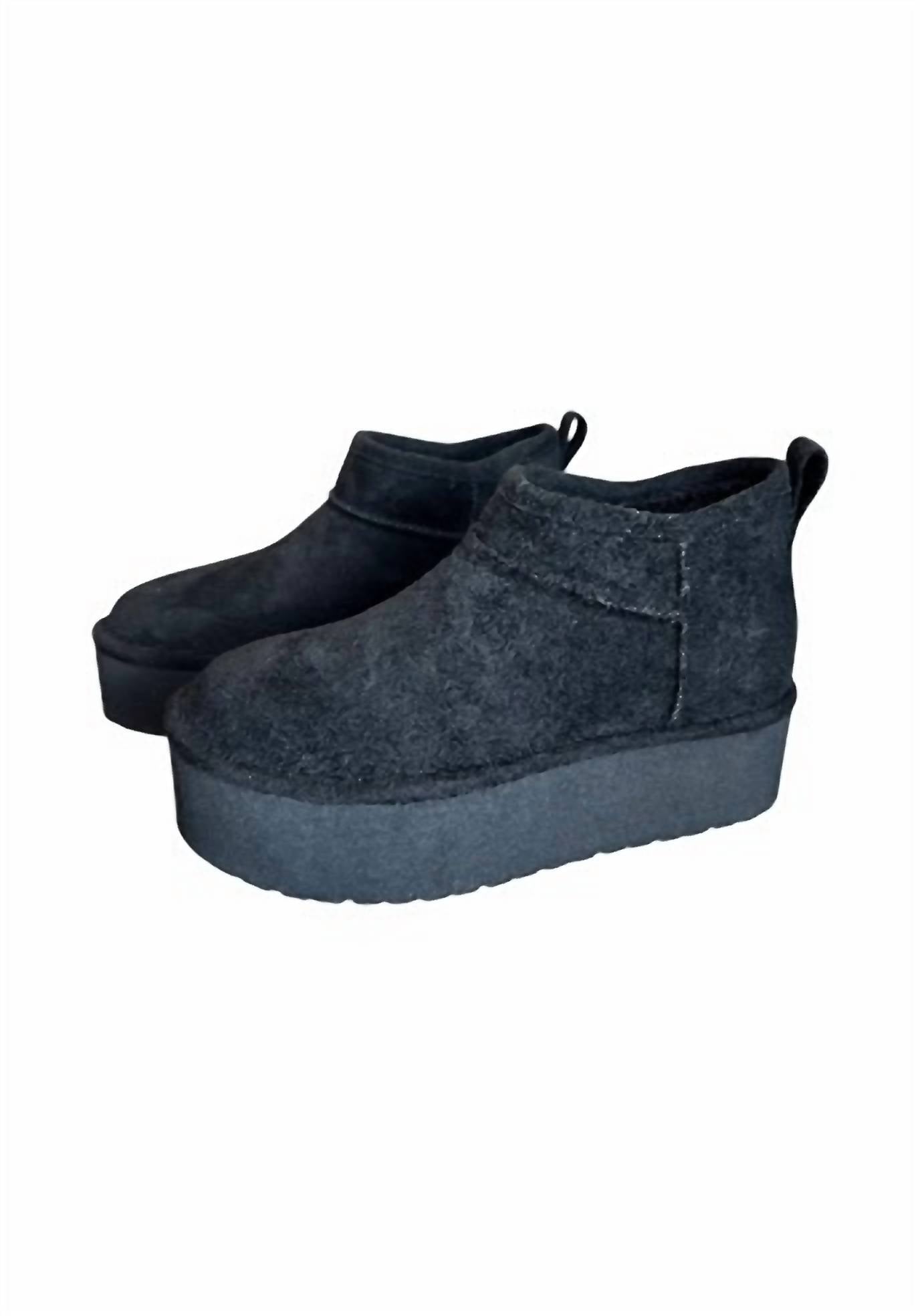 STEVE MADDEN Women's Embracce Platform Bootie in black - women's shoe
