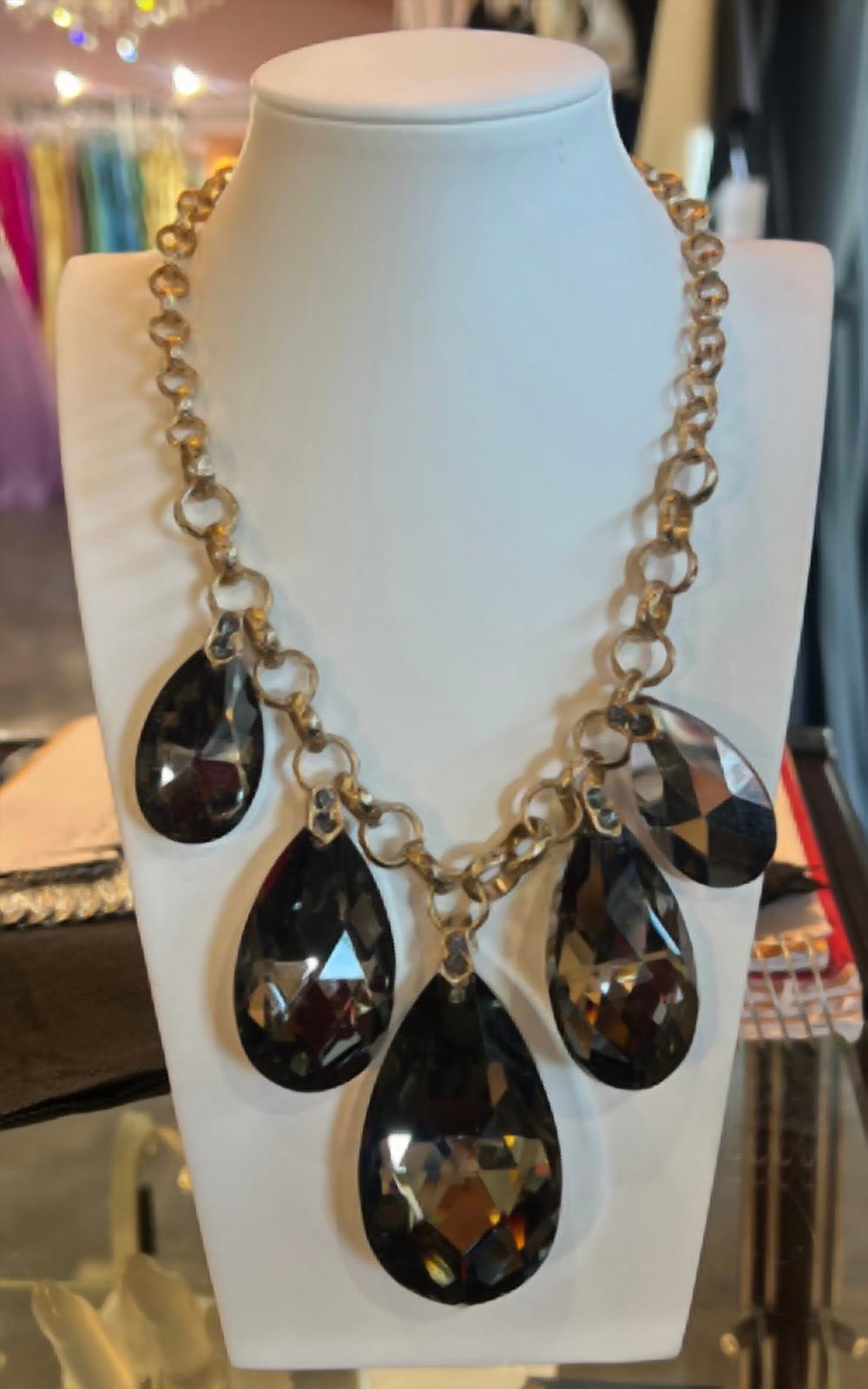 Sonya'S - Jewel Drop Necklace