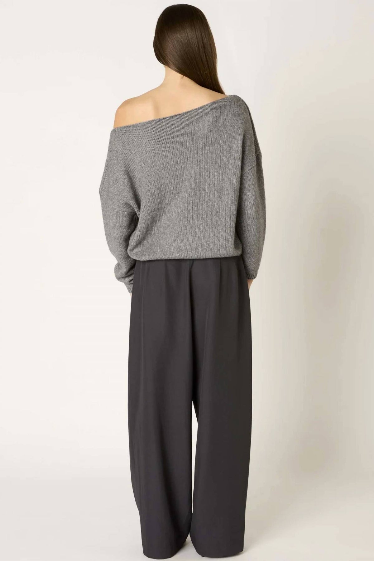 Nia - Nightmoor Off-the-shoulder Sweater