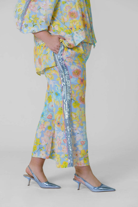 La Fuori - Orchid Bloom Embellished Pants - Plus Size