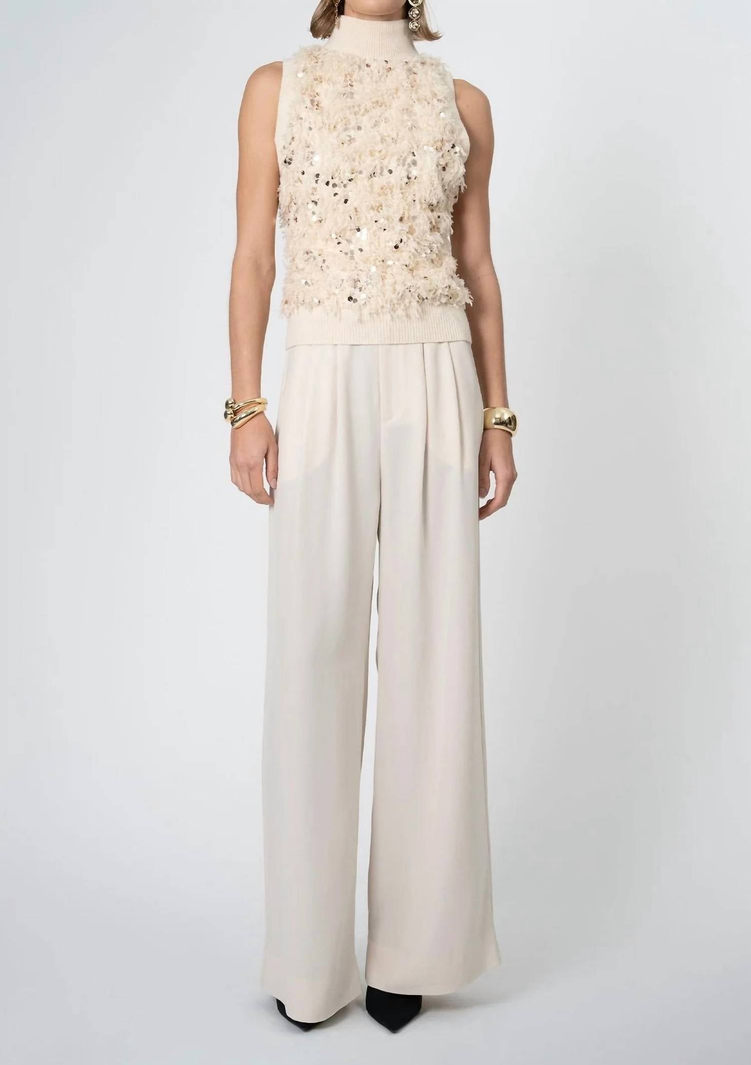 Nonchalant Label - Wila Top