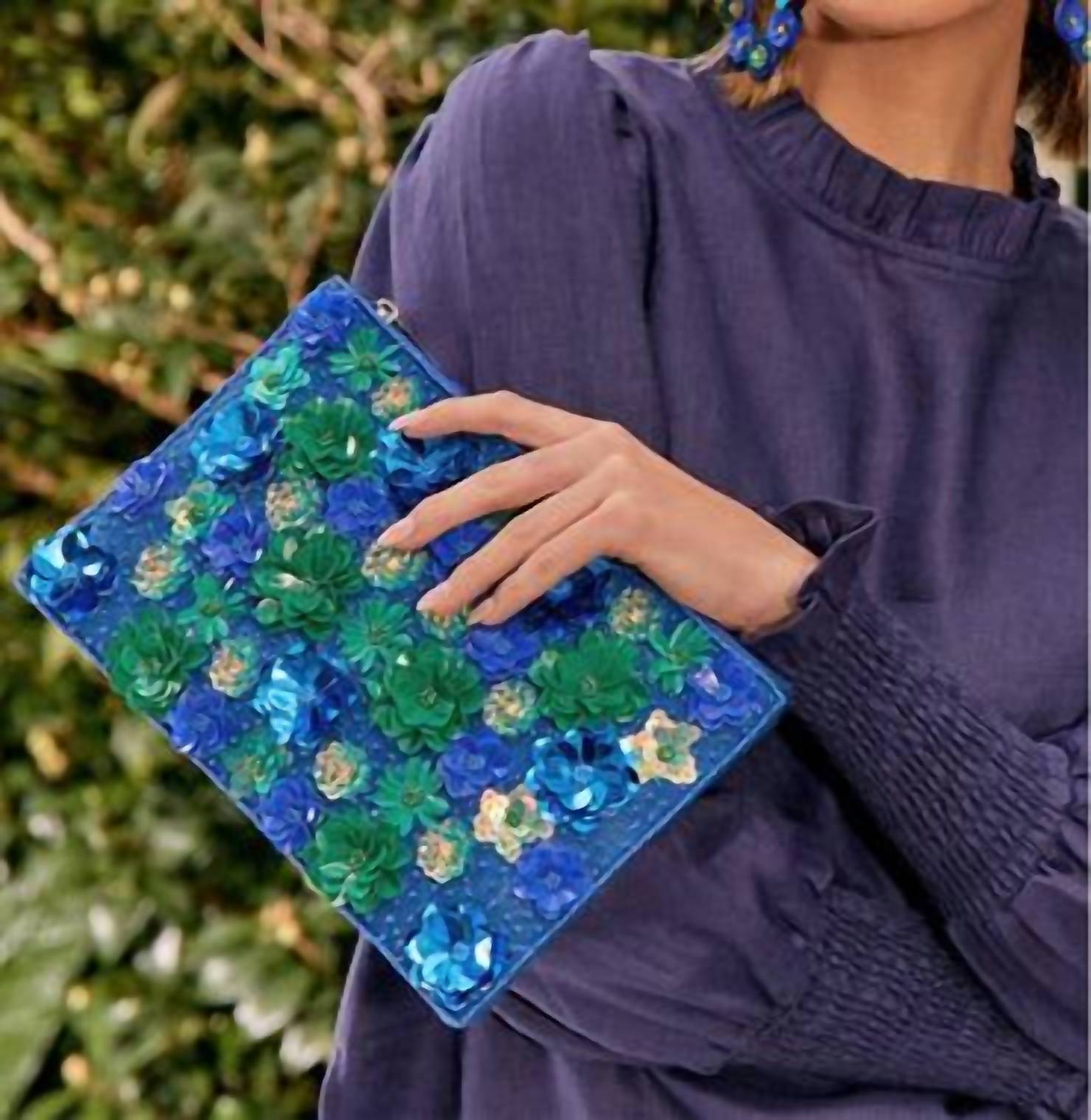 Treasure Jewels - Women's Floral Beaded Clutch Bag
