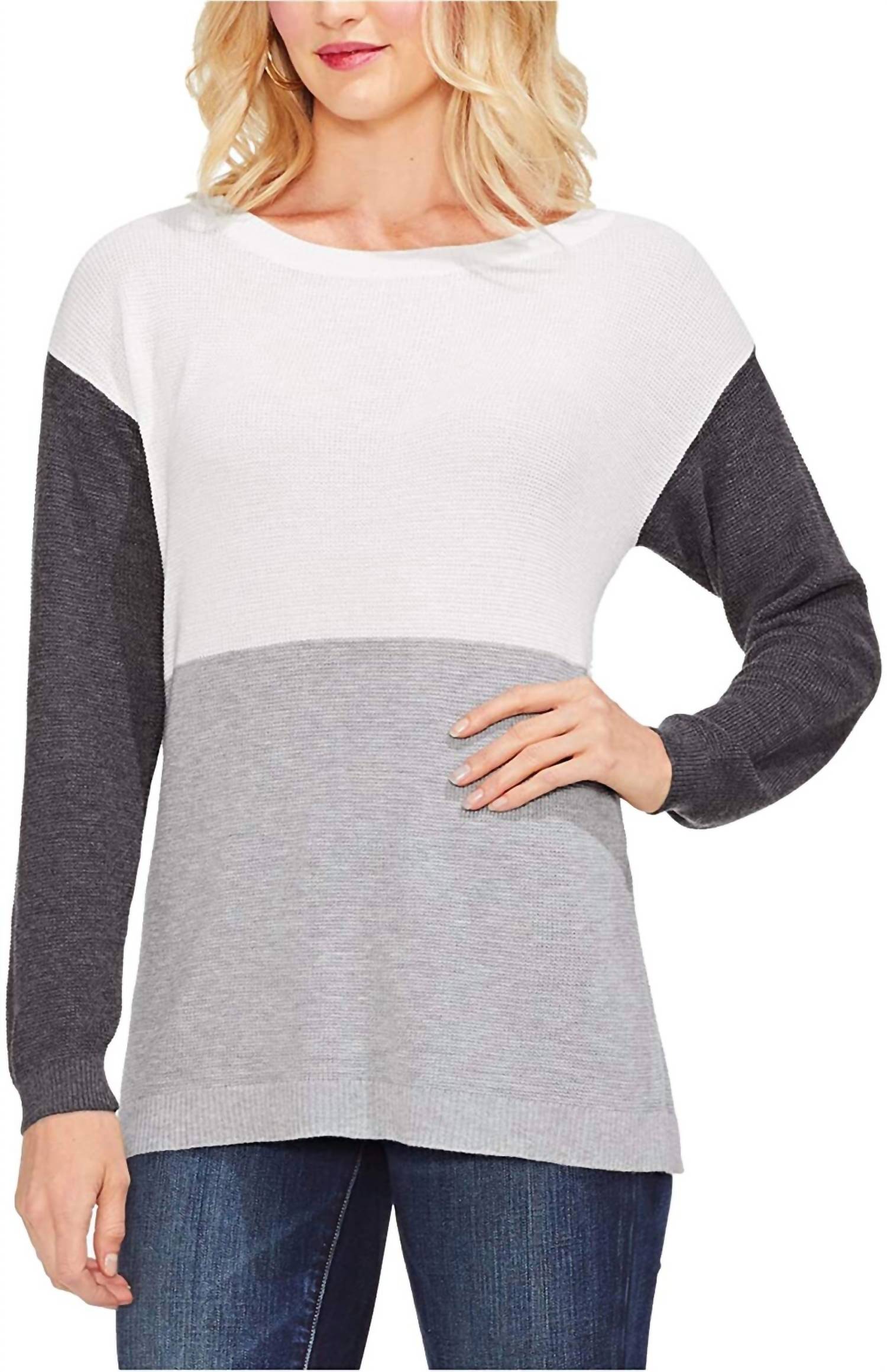Vince Camuto - Colorblocked Pull On Sweater