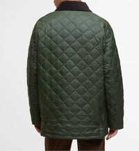 Barbour Essential Bedale Quilted Jacket in olive - men's jacket - detail view