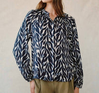 Bella Dahl - Long Sleeve Shirred Raglan Shirt