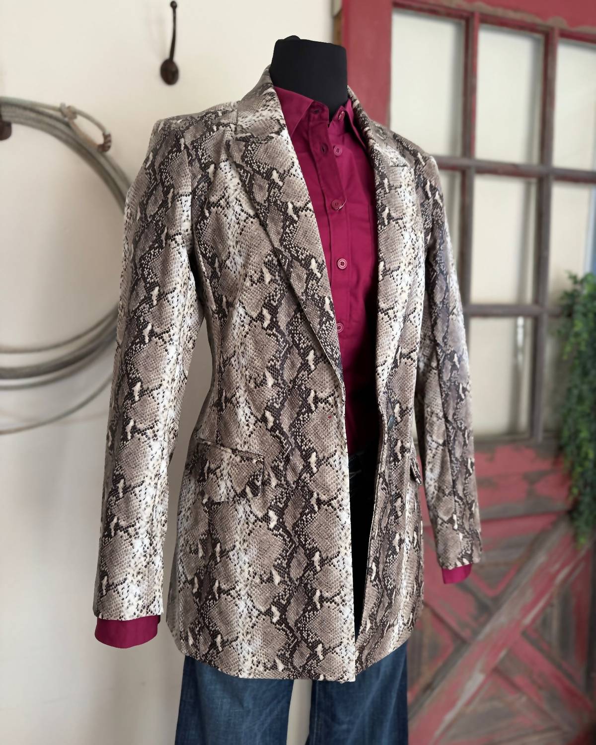 ARIAT Snakeskin Blazer in brown python - women's jacket - view 9
