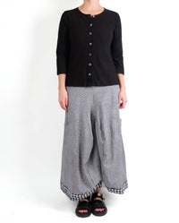 Cut Loose - Easy Three Quarter Sleeve Cardigan