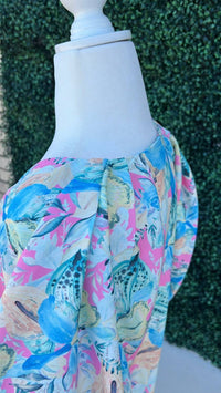 Joy Joy - FLUTTERING SLEEVE DRESS