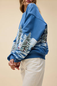 DAYDREAMER Alpine Ski Oversized Sweatshirt in blue - women's top - alternate view