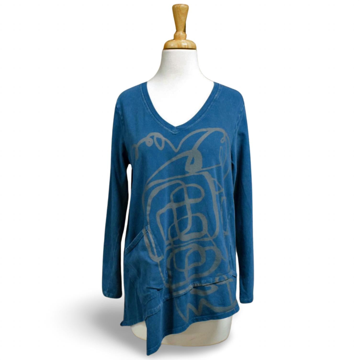 Inoah - Women's V-neck Top