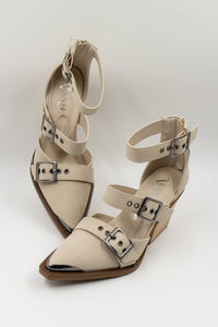 Very G Women's Sandstone Boot in beige - women's shoe - alternate view