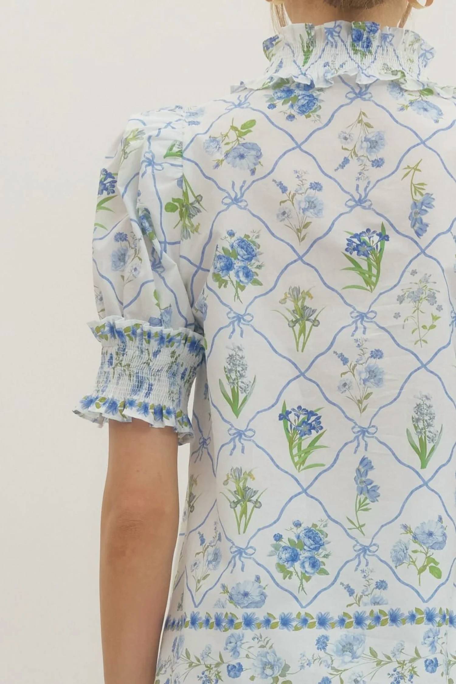 Entro - Botanical Print Short Puff Sleeve Top