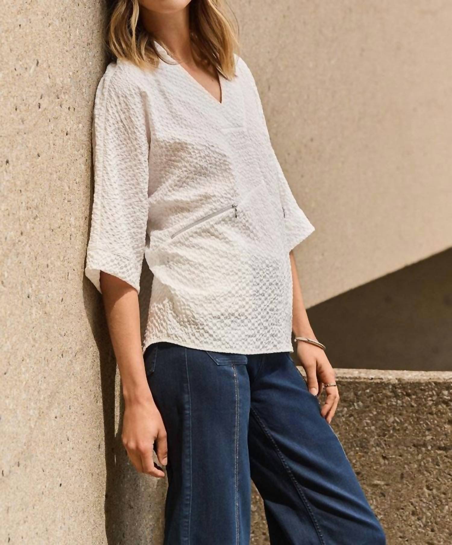 Joseph Ribkoff - Seersucker Boxy High-Low Top