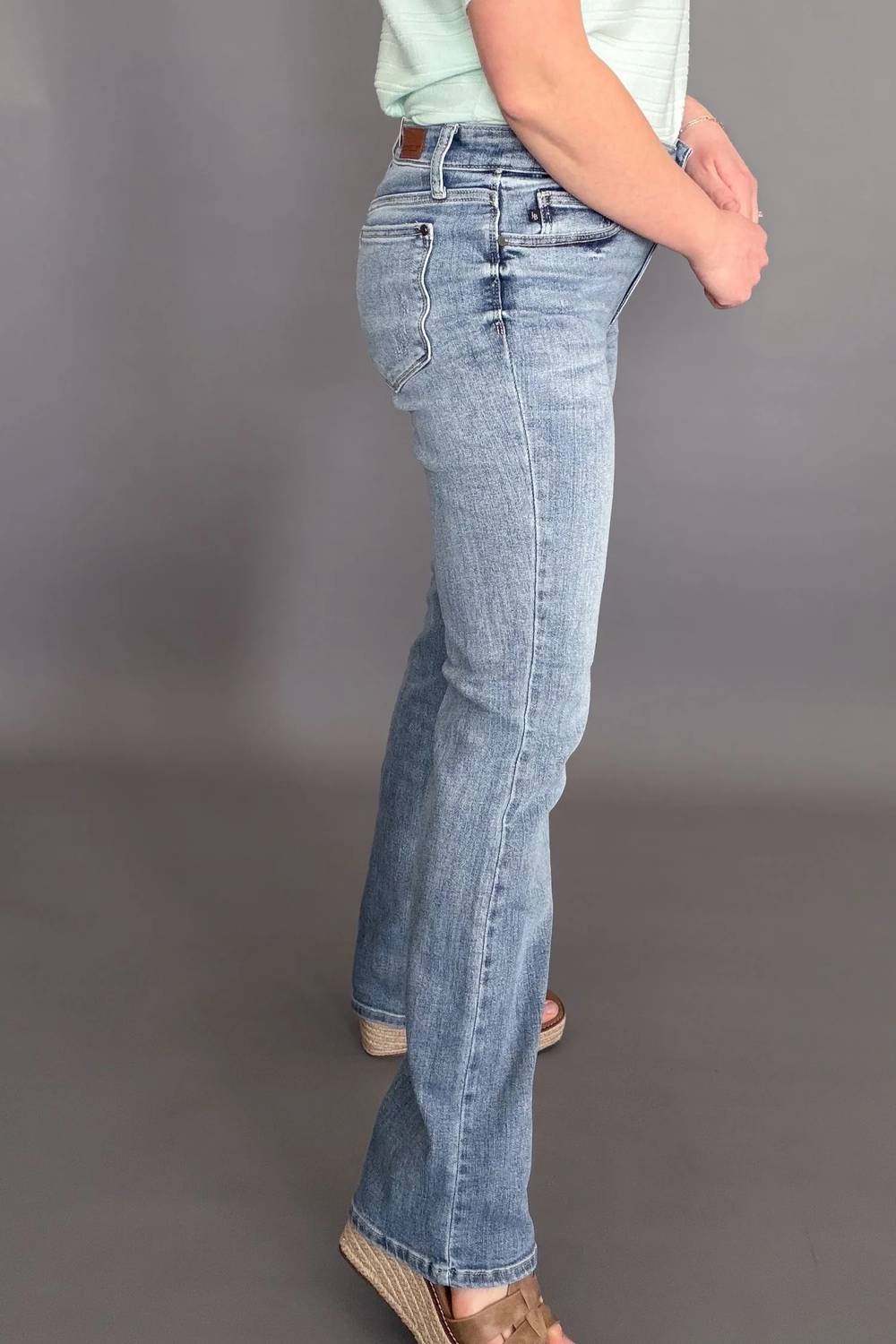 Judy Blue - Maci Mid Rise Bootcut Jeans