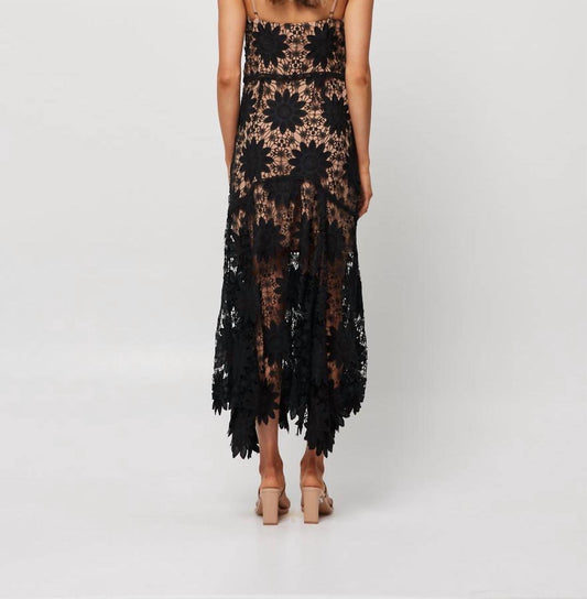 Elliatt - Channeling Midi Dress