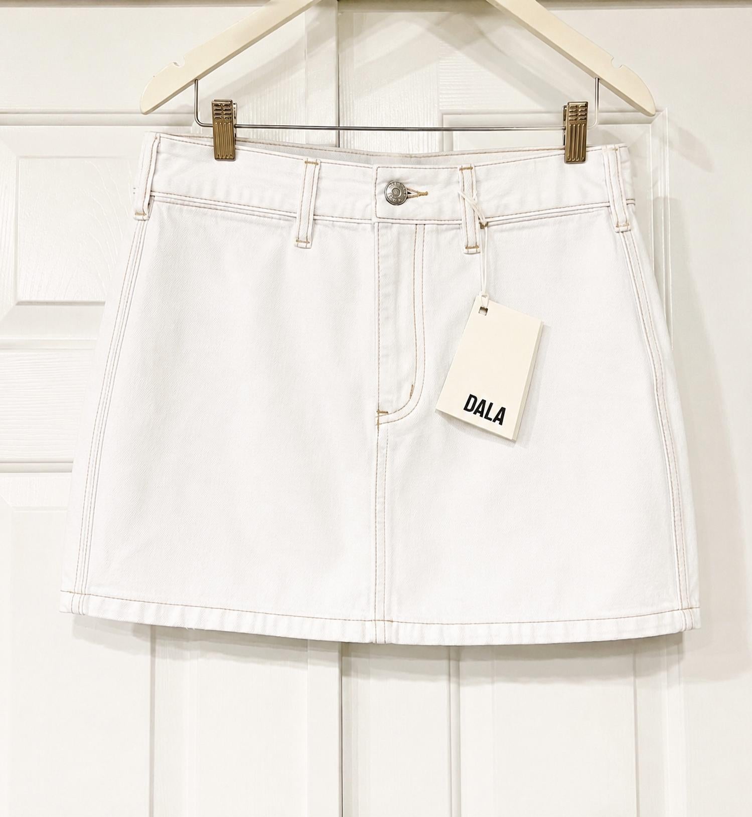 Dala - Women's Neat Mini Skirt
